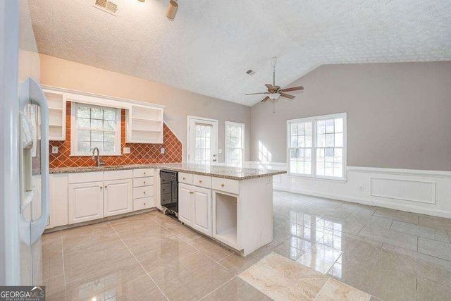 3090 Kings Drive NW, Kennesaw, GA 30144