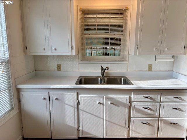 196 Ne FLAGG St, Roseburg, OR 97470