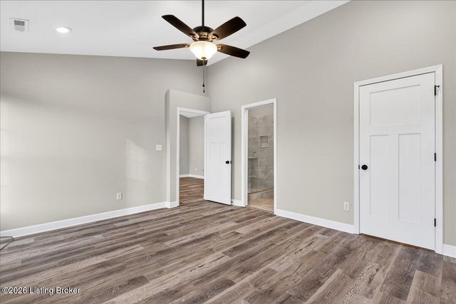 4714 Church Rd, Louisville, KY 40272