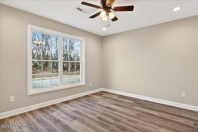 4714 Church Rd, Louisville, KY 40272