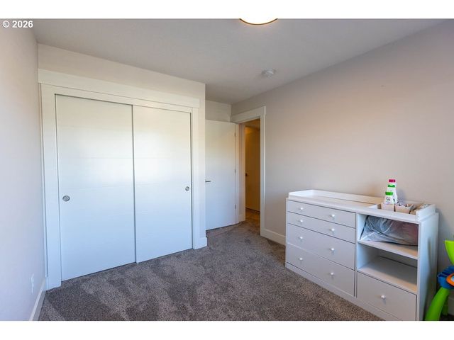 5551 CROSSLER MEADOW Loop, Salem, OR 97306