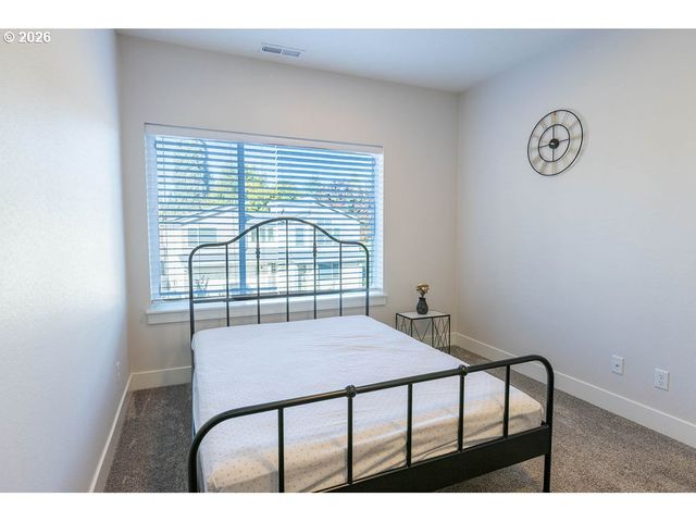 5551 CROSSLER MEADOW Loop, Salem, OR 97306