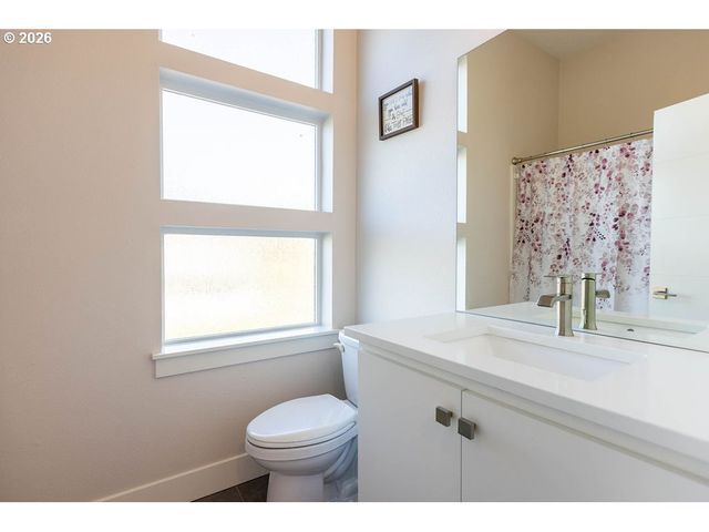 5551 CROSSLER MEADOW Loop, Salem, OR 97306