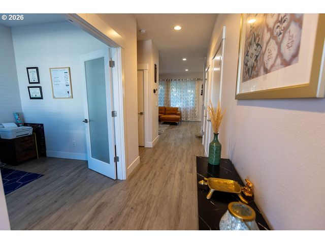 5551 CROSSLER MEADOW Loop, Salem, OR 97306