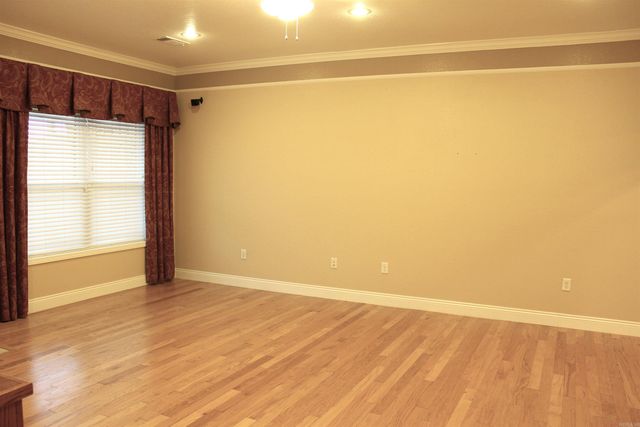 1411 Sydney Street, Searcy, AR 72143