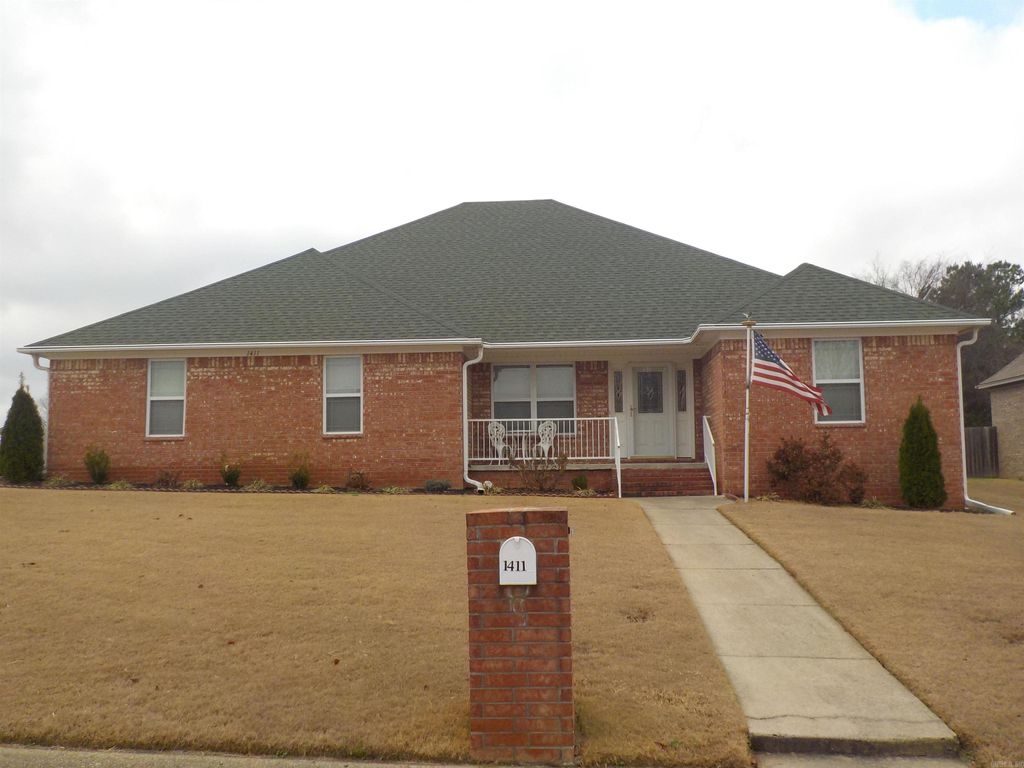 1411 Sydney Street, Searcy, AR 72143