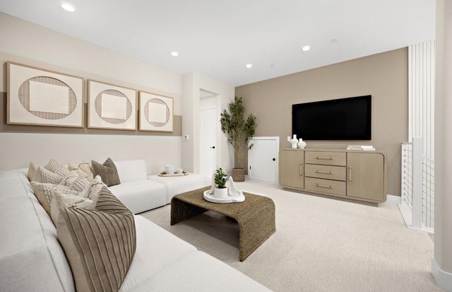 2073 Warp Ave, Roseville, CA 95747