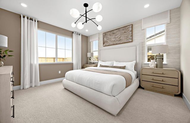 2073 Warp Ave, Roseville, CA 95747