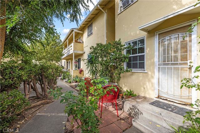 527 E Maple, Glendale, CA 91205