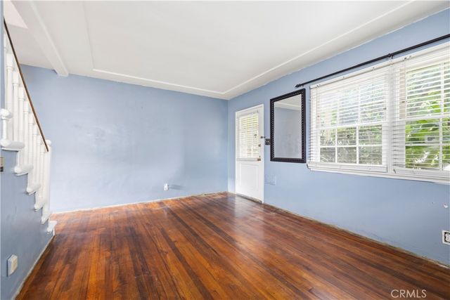 527 E Maple, Glendale, CA 91205