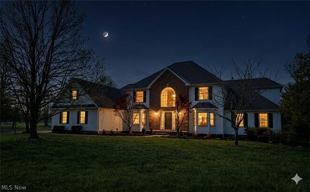 11379 Woodiebrook Road, Chardon, OH 44024