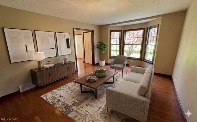 11379 Woodiebrook Road, Chardon, OH 44024