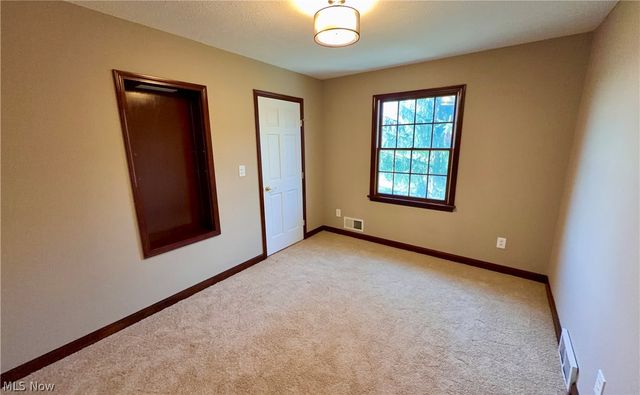 11379 Woodiebrook Road, Chardon, OH 44024