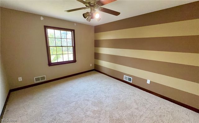 11379 Woodiebrook Road, Chardon, OH 44024