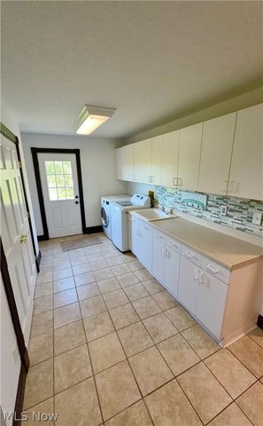 11379 Woodiebrook Road, Chardon, OH 44024
