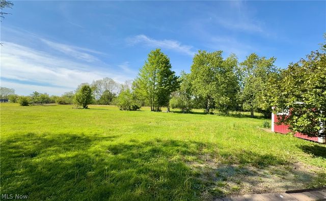 11379 Woodiebrook Road, Chardon, OH 44024