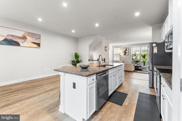 117 HAWLINGS RIVER RD, Laurel, MD 20708