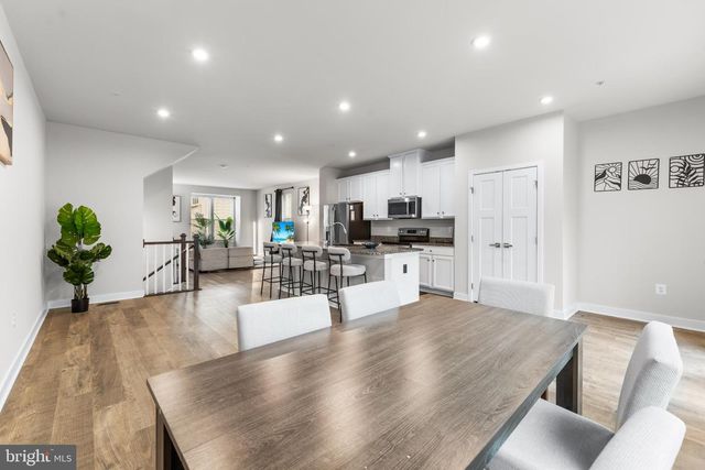 117 HAWLINGS RIVER RD, Laurel, MD 20708