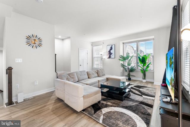 117 HAWLINGS RIVER RD, Laurel, MD 20708