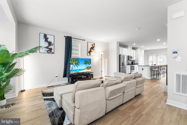 117 HAWLINGS RIVER RD, Laurel, MD 20708