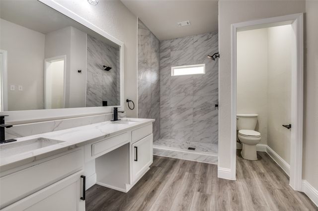 829 Foxridge Drive, Arlington, TX 76017