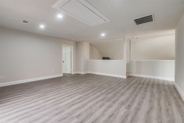 829 Foxridge Drive, Arlington, TX 76017