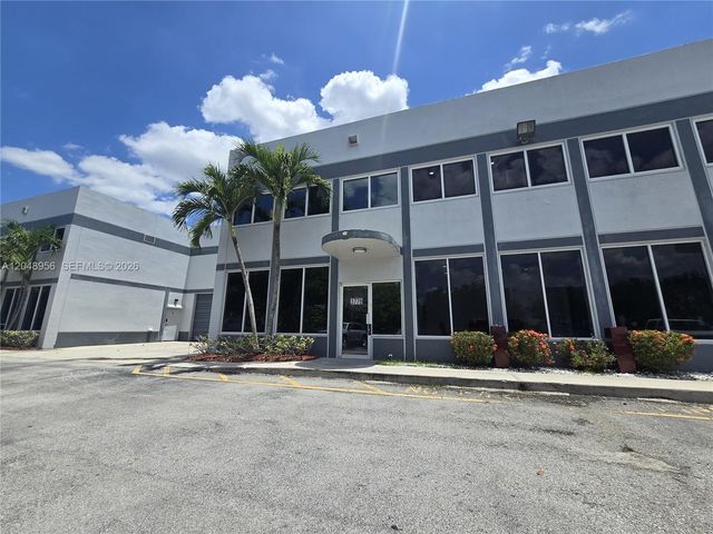 3778 NW 124th Avenue, Coral Springs, FL 33065