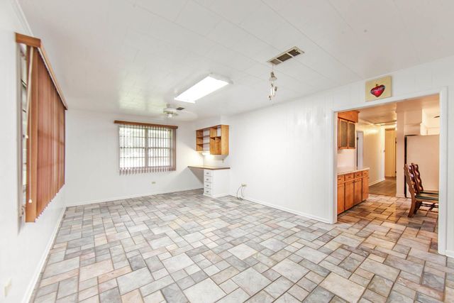 13272 Acorn St, Vacherie, LA 70090