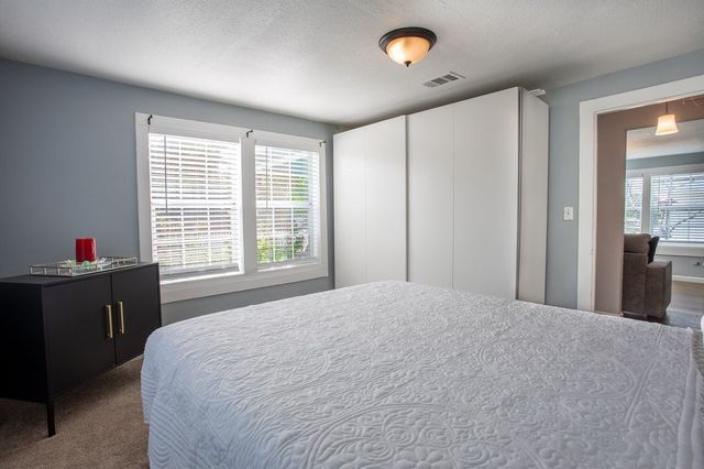 519 Taylor Street, Arlington, TX 76011