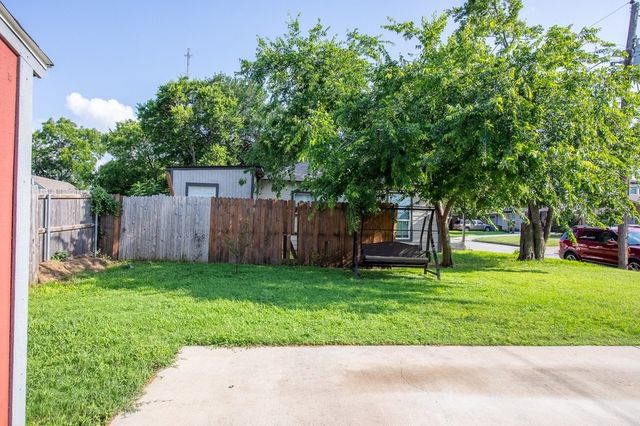 519 Taylor Street, Arlington, TX 76011