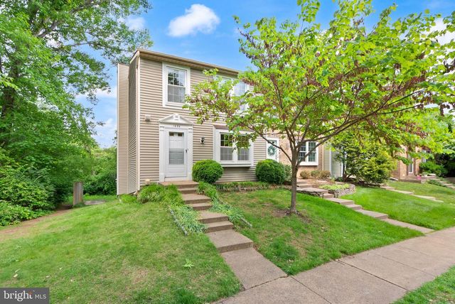 1694 SIERRA WOODS CT, Reston, VA 20194