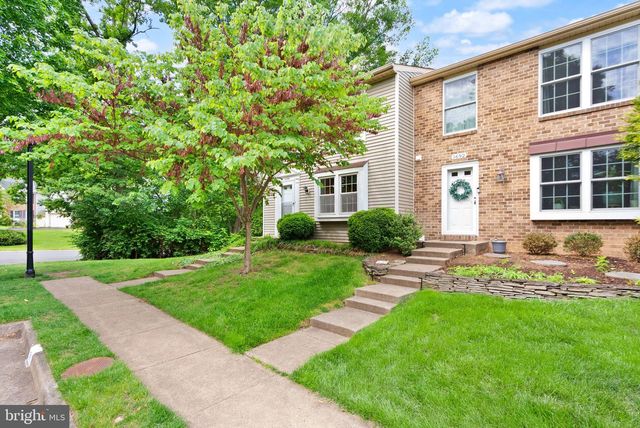 1694 SIERRA WOODS CT, Reston, VA 20194
