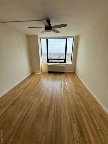 116-24 Grosvenor 11D, Kew Gardens, NY 11418