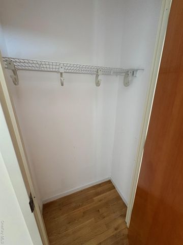 116-24 Grosvenor 11D, Kew Gardens, NY 11418