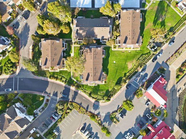 160 Schooner Ct, Richmond, CA 94804