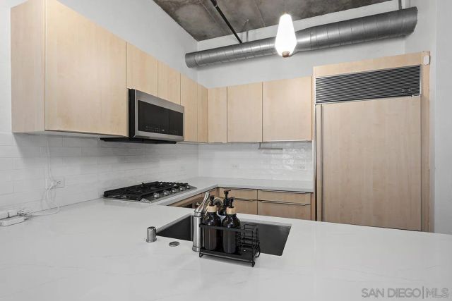 877 Island Avenue 312, San Diego, CA 92101