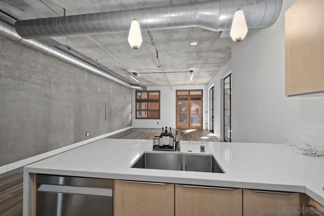 877 Island Avenue 312, San Diego, CA 92101