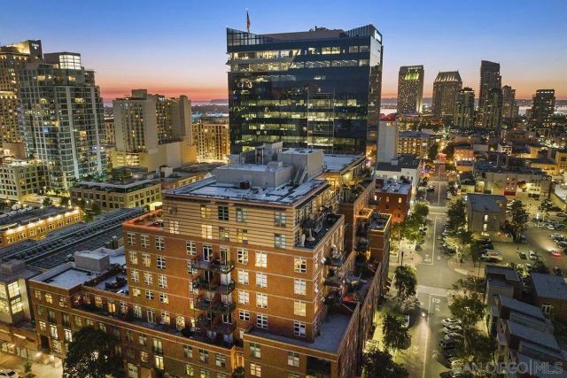 877 Island Avenue 312, San Diego, CA 92101