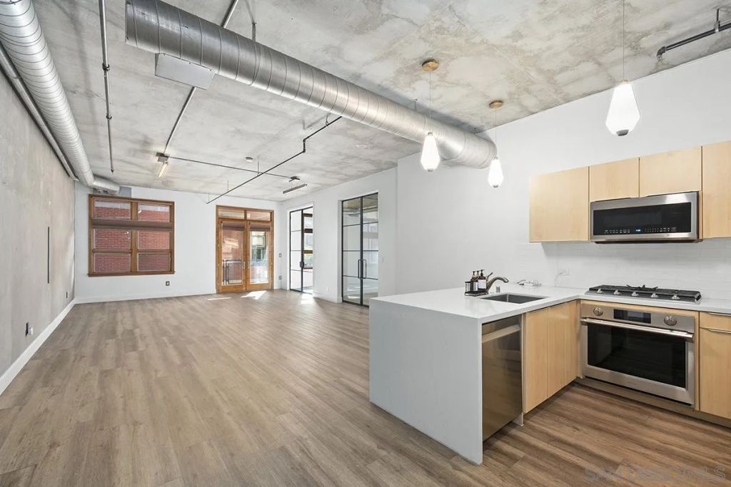 877 Island Avenue 312, San Diego, CA 92101