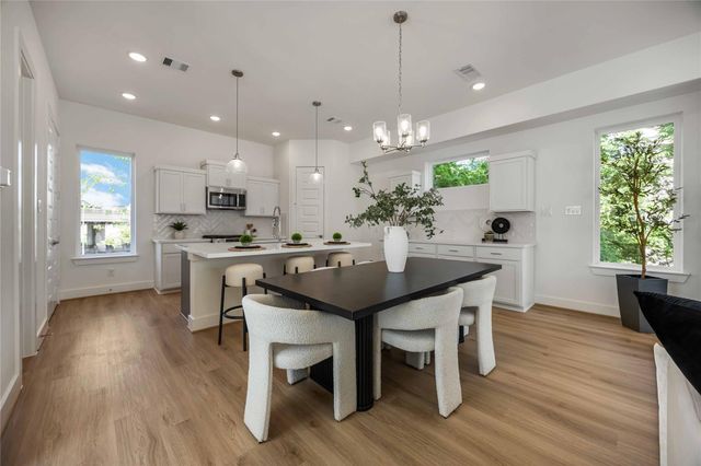 4415 Caroline St, Houston, TX 77004