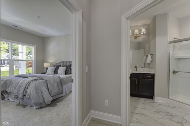 7086 Yosemite Drive, Zionsville, IN 46077