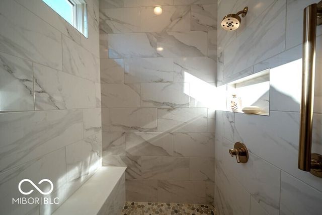 7086 Yosemite Drive, Zionsville, IN 46077