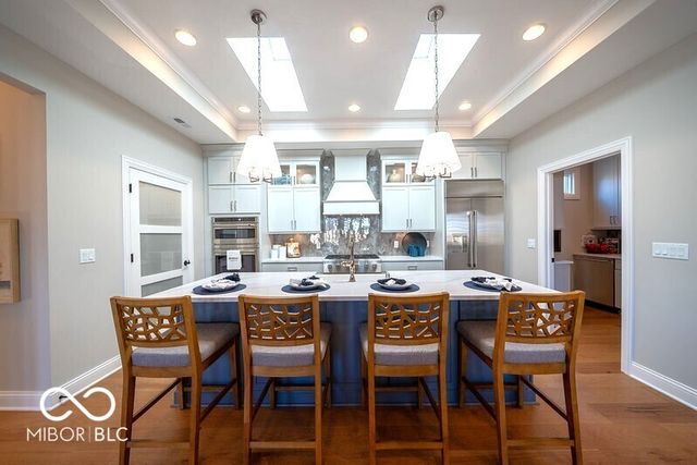 7086 Yosemite Drive, Zionsville, IN 46077