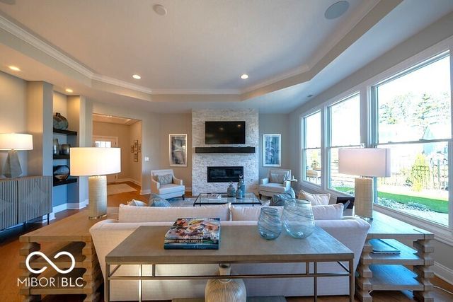 7086 Yosemite Drive, Zionsville, IN 46077