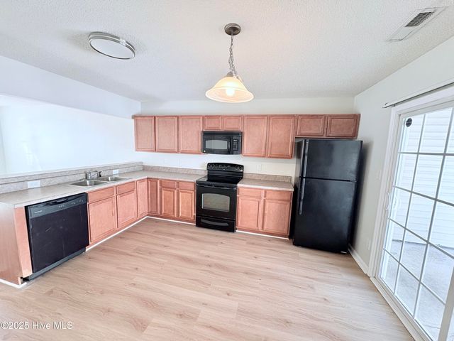 1007 Banister Loop, Jacksonville, NC 28546