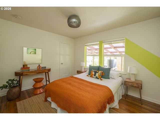 3004 Se 65TH Ave, Portland, OR 97206
