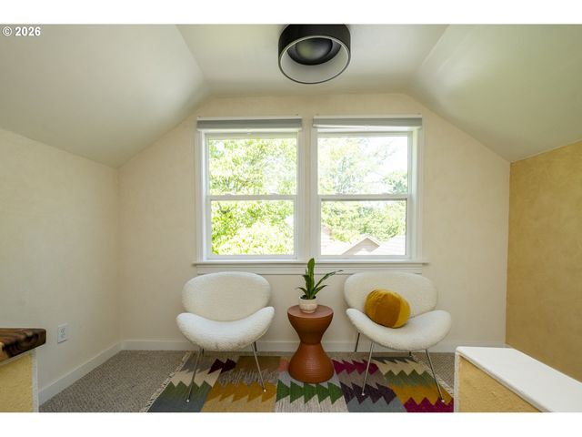 3004 Se 65TH Ave, Portland, OR 97206