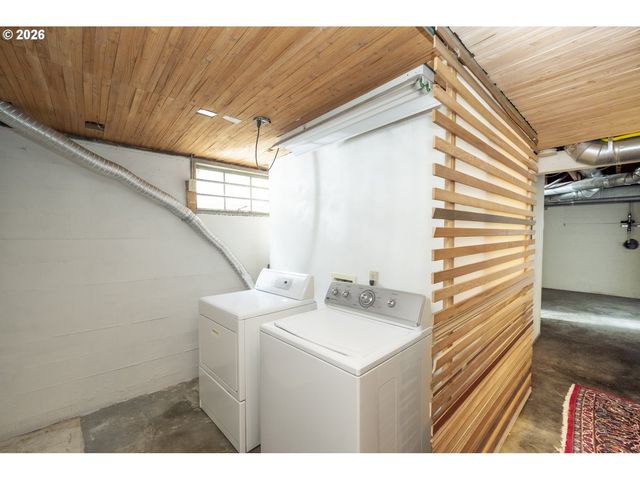 3004 Se 65TH Ave, Portland, OR 97206