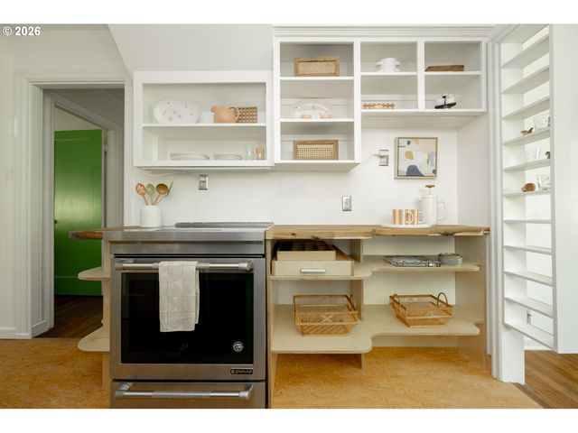 3004 Se 65TH Ave, Portland, OR 97206