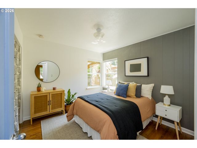 3004 Se 65TH Ave, Portland, OR 97206